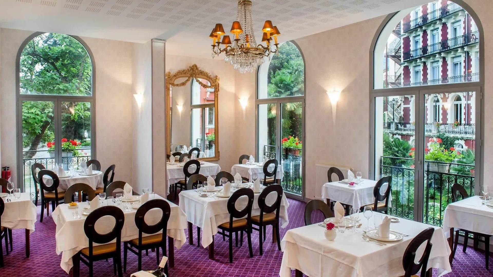 ****  Hotel Chapelle Et Parc لورد فرنسا